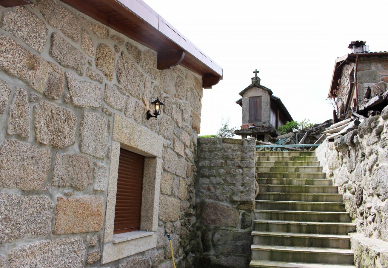 Casa rural em Campo do Gerês - Casa rústica às portas do Parque Nacional Peneda-Gerês