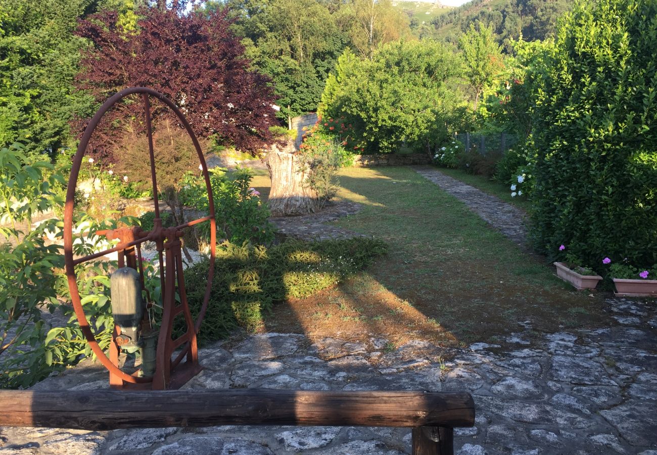 Villa em Gerês - Casa com piscina privada e vistas fantásticas para o Gerês 