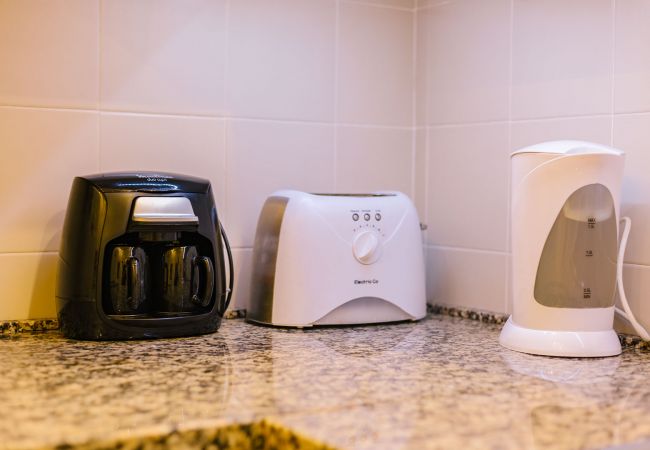 Estúdio em Estoril - E2 - ESTORIL APARTMENTS - BALCONY STUDIO 2 Estúdio em Estoril - E2 - ESTORIL APARTMENTS - BALCONY STUDIO 2