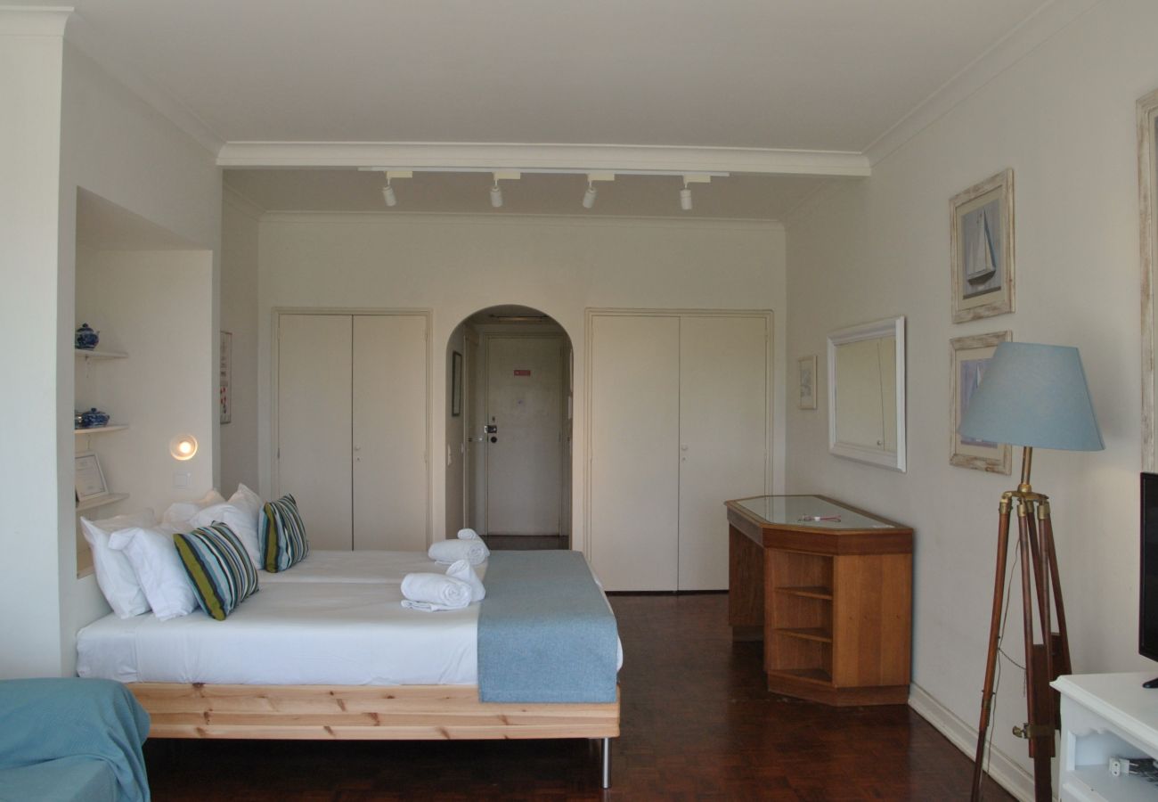 Estúdio em Estoril - RENT4REST ESTORIL BEACHFRONT APARTMENT - STUDIO