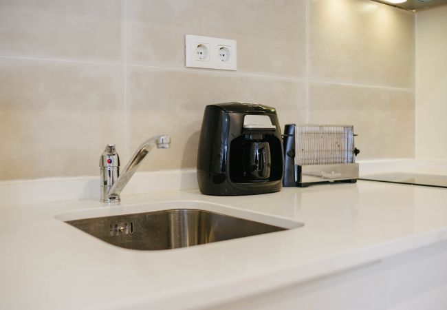 Estúdio em Lisboa - L1.1 - LISBON DOWNTOWN TINY STUDIO 1 Estúdio em Lisboa - L1.1 - LISBON DOWNTOWN TINY STUDIO 1