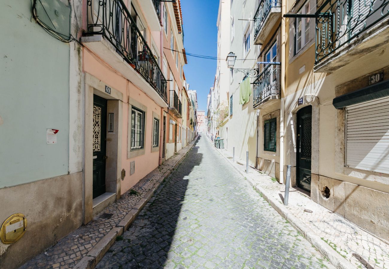 Apartamento em Lisboa - RENT4REST BAIRRO ALTO CHARMING 1 BEDROOM APARTMENT