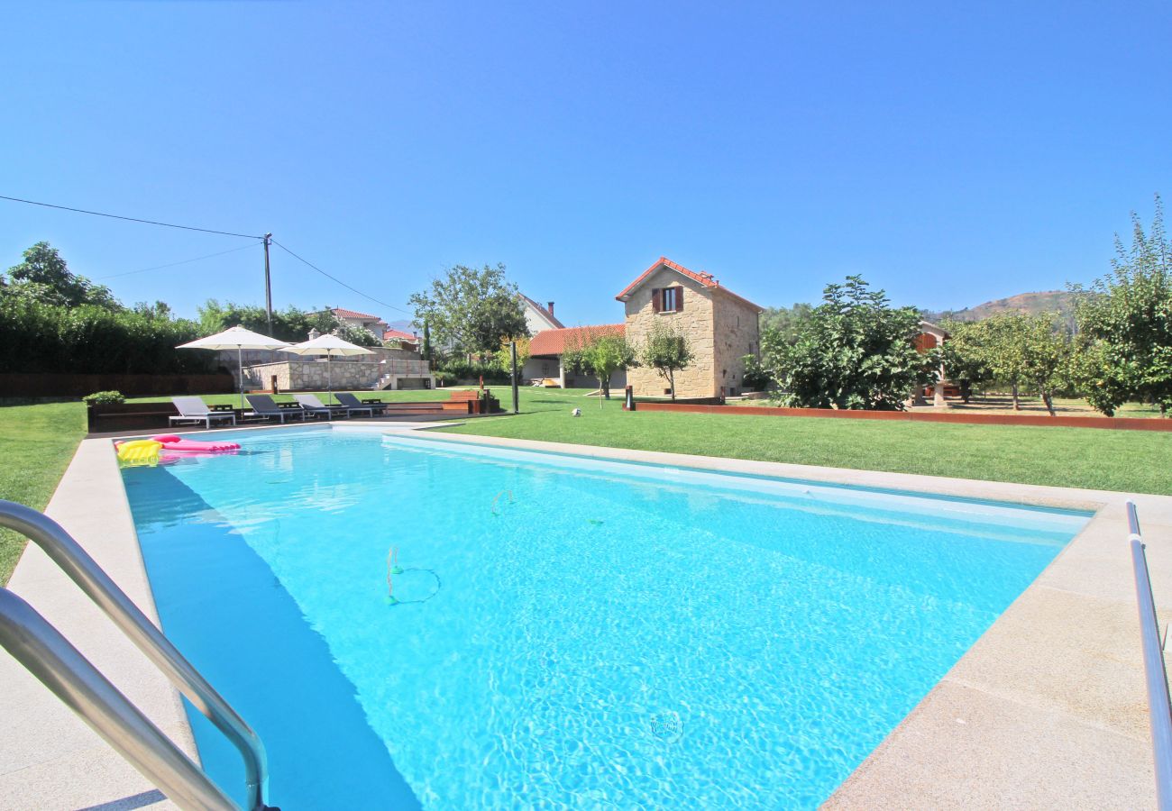 Casa rural em Monção - Terrada, casa com piscina em Monção