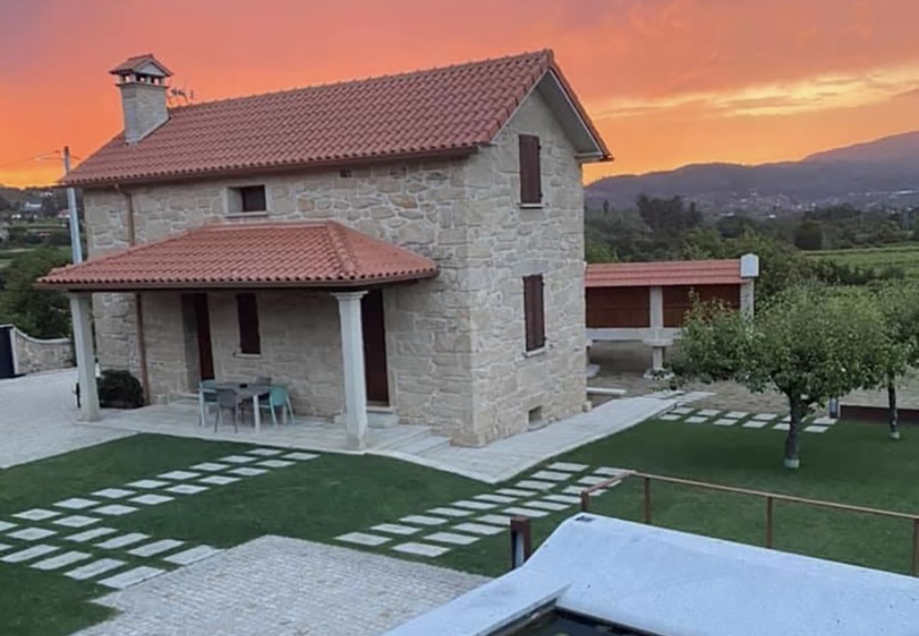 Casa rural em Monção - Terrada, casa com piscina em Monção