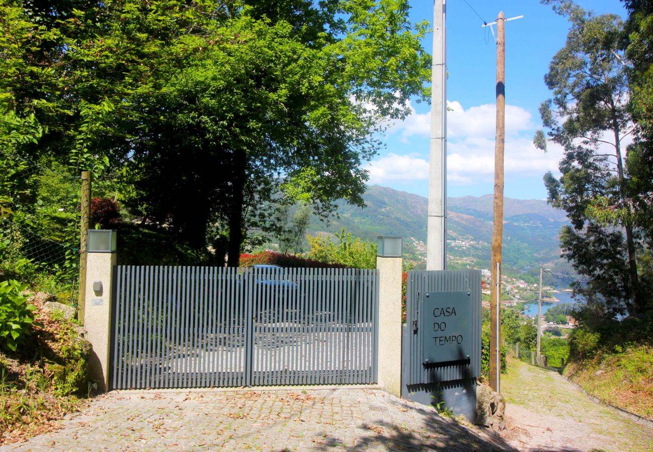 Villa em Vieira do Minho - Casa de Luxo privada com piscina