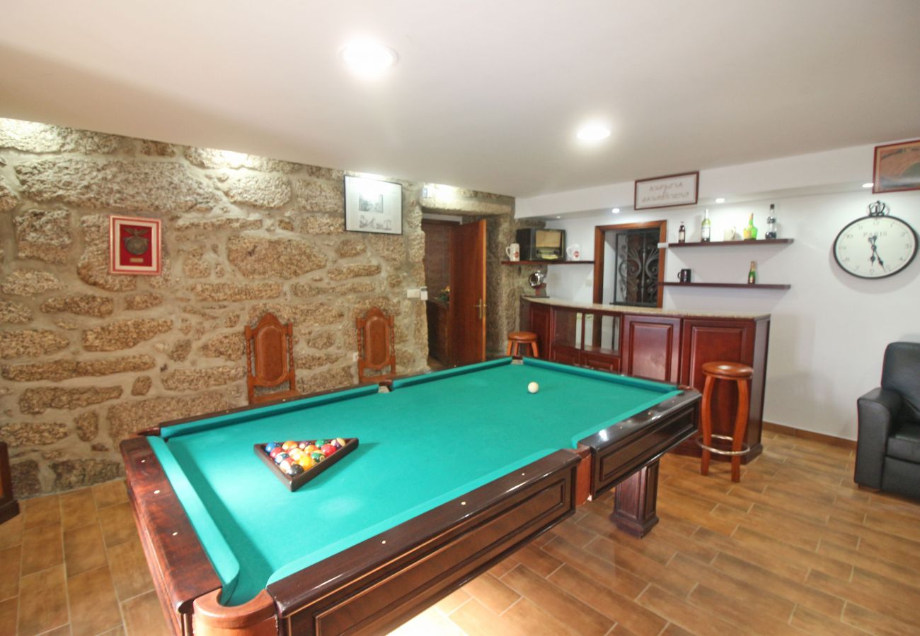 Casa rural em Gerês - Casa na aldeia com piscina privada