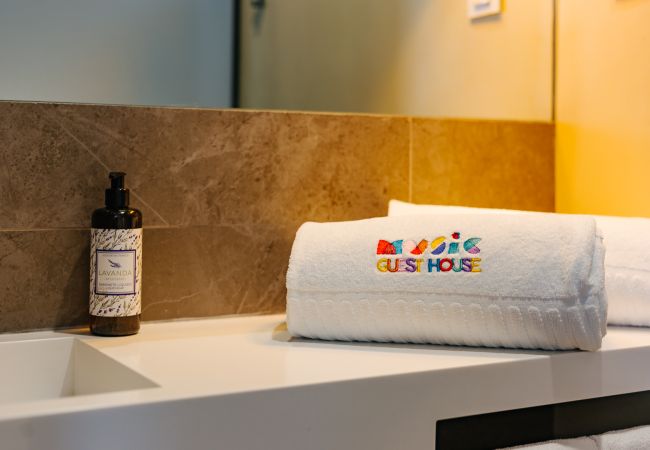 Quarto em Lisboa - A0.1 C SCHUBERT MUSIC GUEST HOUSE Quarto em Lisboa - A0.1 C SCHUBERT MUSIC GUEST HOUSE