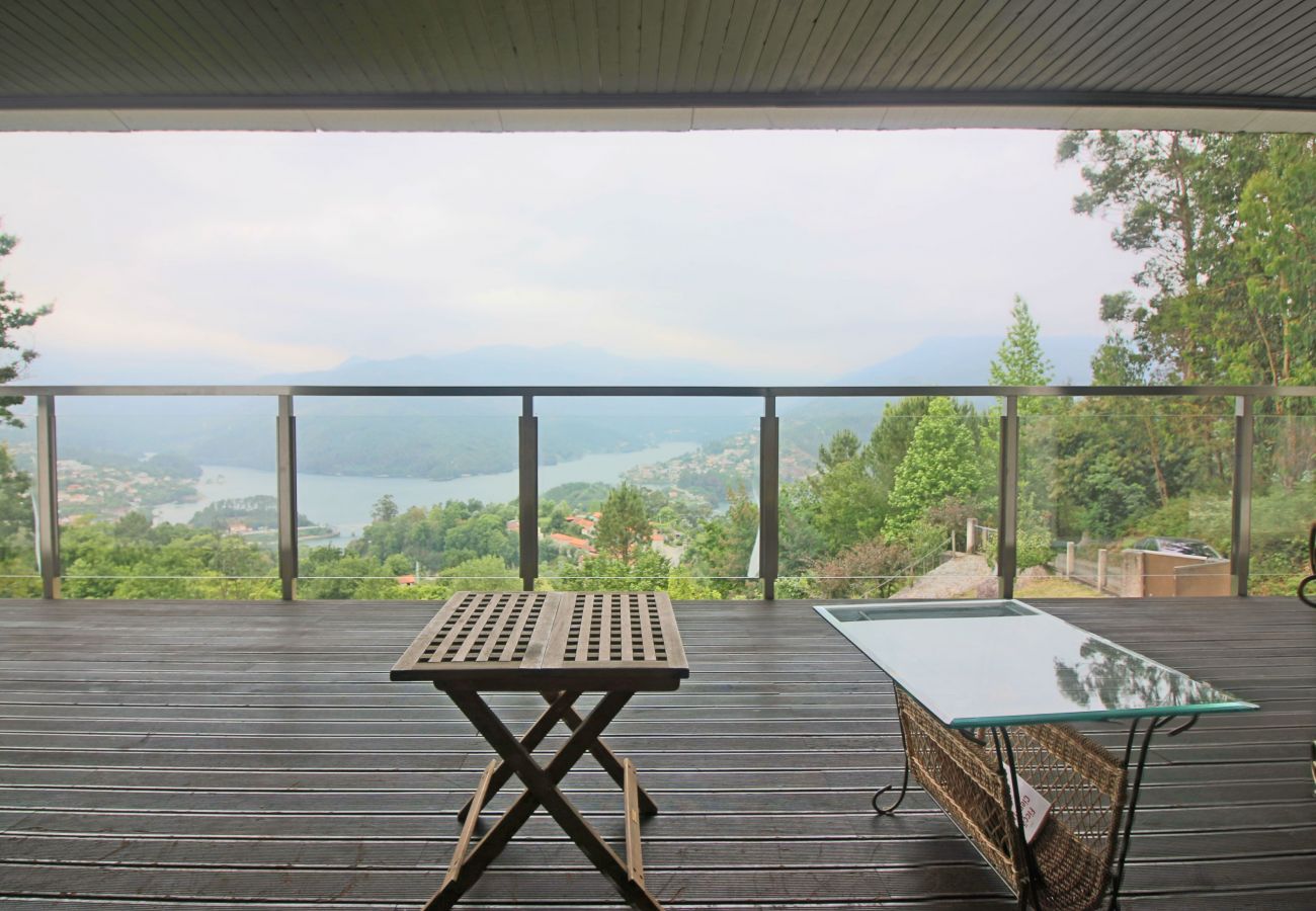 Villa em Vieira do Minho - Casa com piscina e vista fantásticas - Gerês