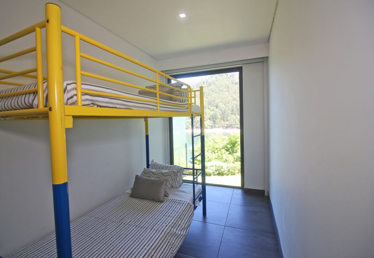 Apartamento em Gerês - Apartamento com Praia Privada no Gerês