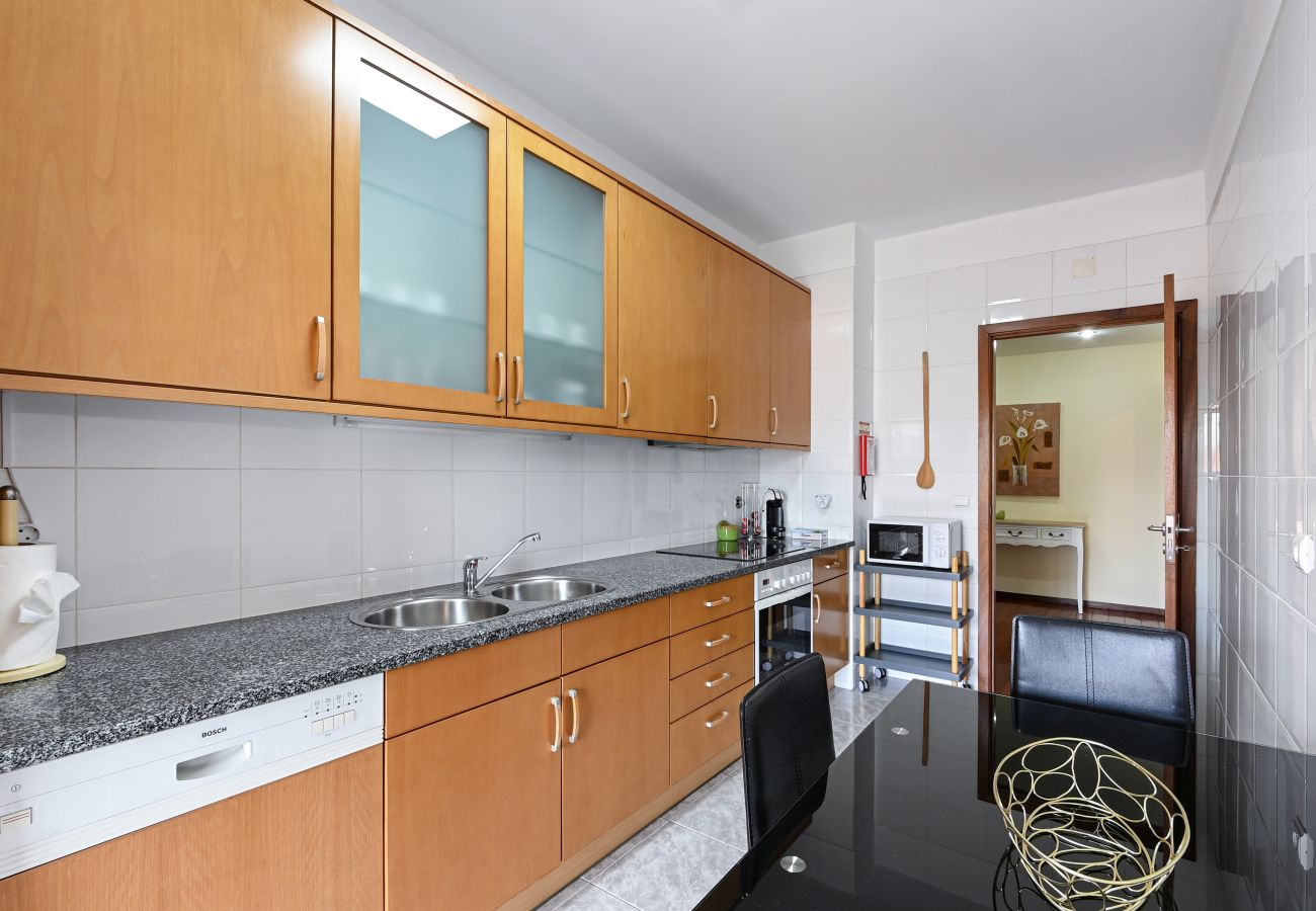 Apartamento em Braga - Casa Cecília Ap c/ Varanda - Sé Apartamentos