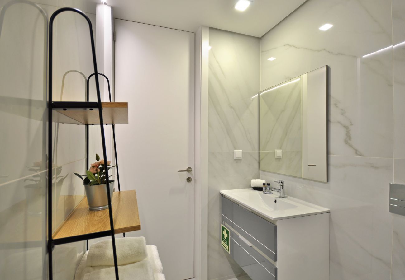 Apartamento em Braga - Sé Apartamentos *Luxury Apartment @ Train Station*