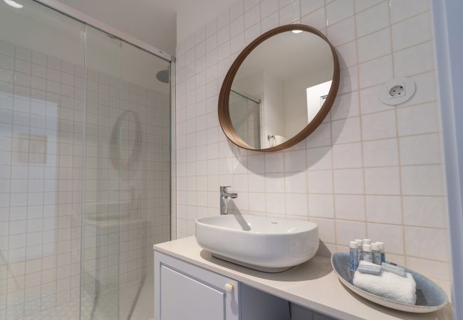 Estúdio em Braga - LP Heritage 3.03 Primaz Estúdio em Braga - LP Heritage 3.03 Primaz