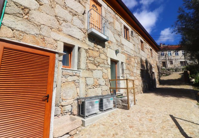Alojamento de turismo rural em Gerês - Casa dos Meões Alojamento de turismo rural em Gerês - Casa dos Meões