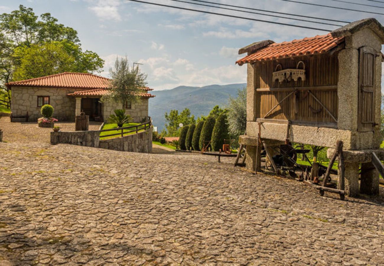 Casa rural em Gerês - Casa de Padreiro