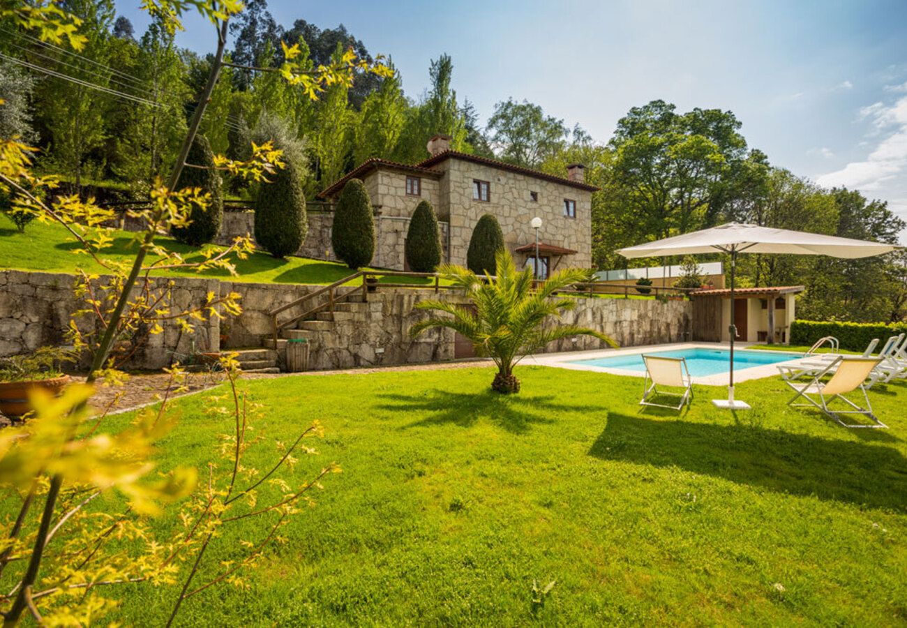 Casa rural em Gerês - Casa de Padreiro