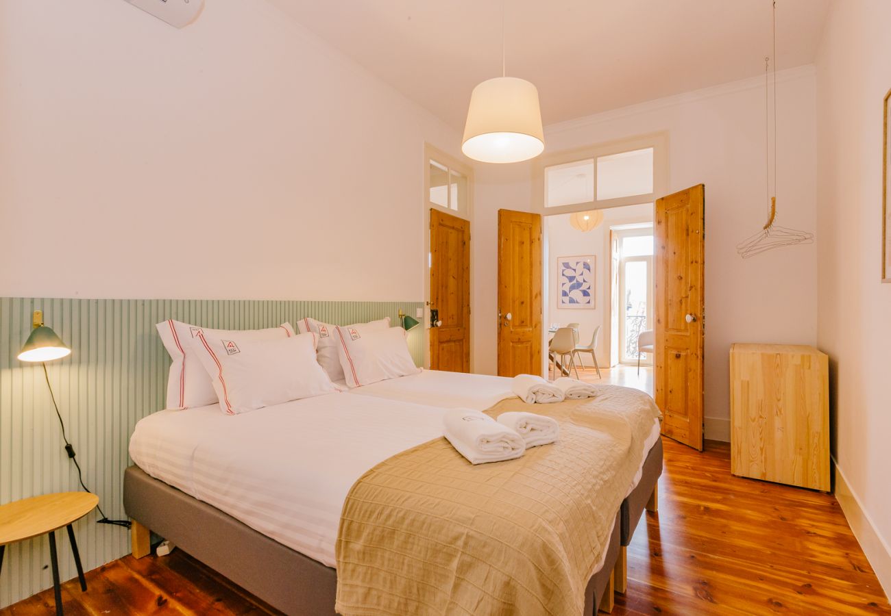 Apartamento em Lisboa - NEW!  RENT4REST CASTLE VIEW FAMILY & FRIENDS BAIRRO ALTO