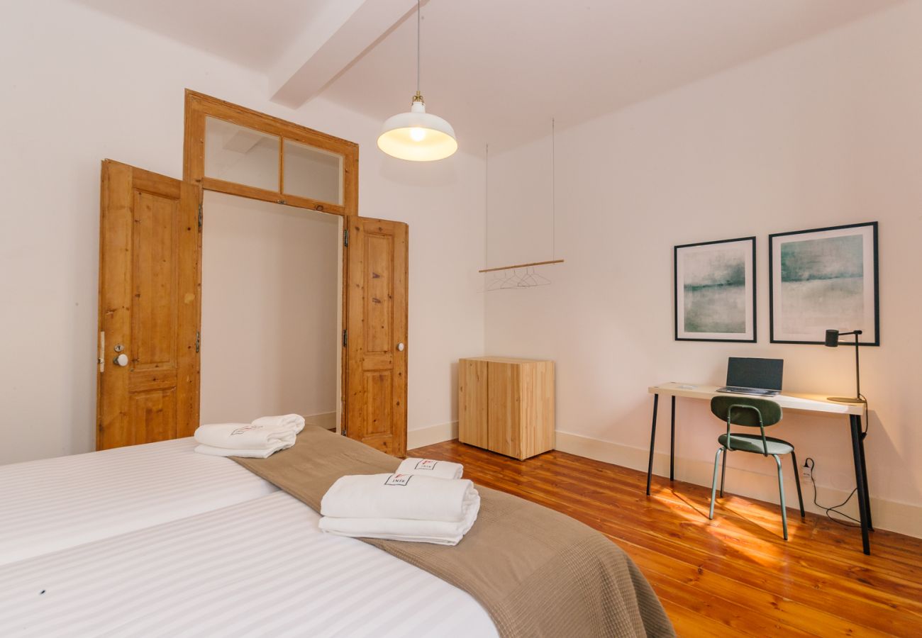 Apartamento em Lisboa - NEW!  RENT4REST CASTLE VIEW FAMILY & FRIENDS BAIRRO ALTO