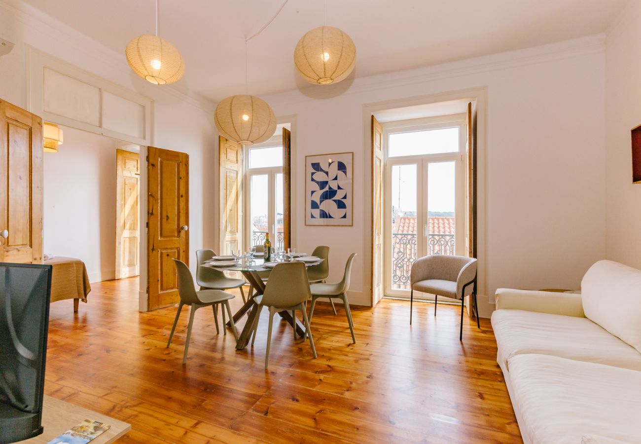 Apartamento em Lisboa - NEW!  RENT4REST CASTLE VIEW FAMILY & FRIENDS BAIRRO ALTO