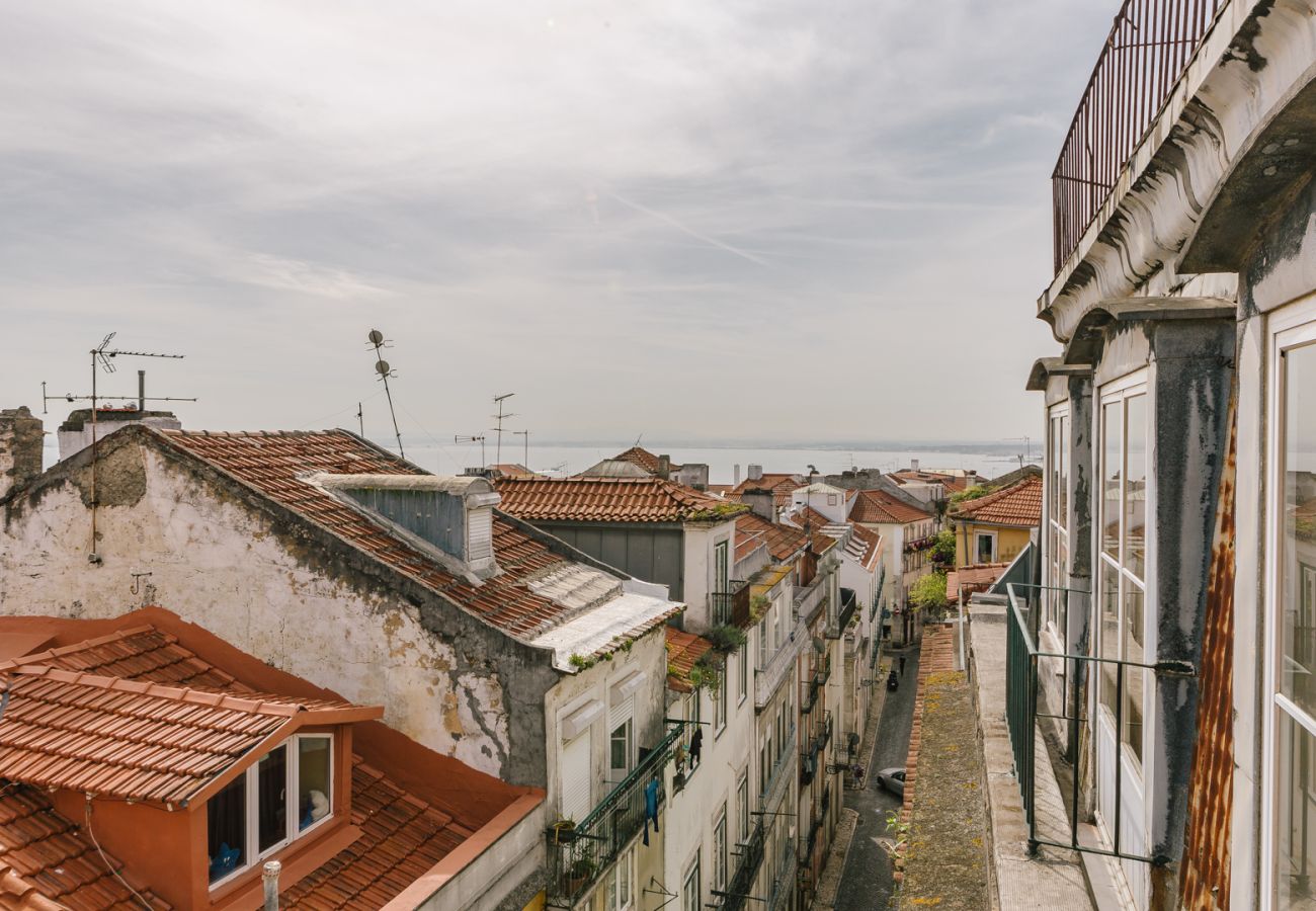 Apartamento em Lisboa - NEW!  RENT4REST CASTLE VIEW FAMILY & FRIENDS BAIRRO ALTO