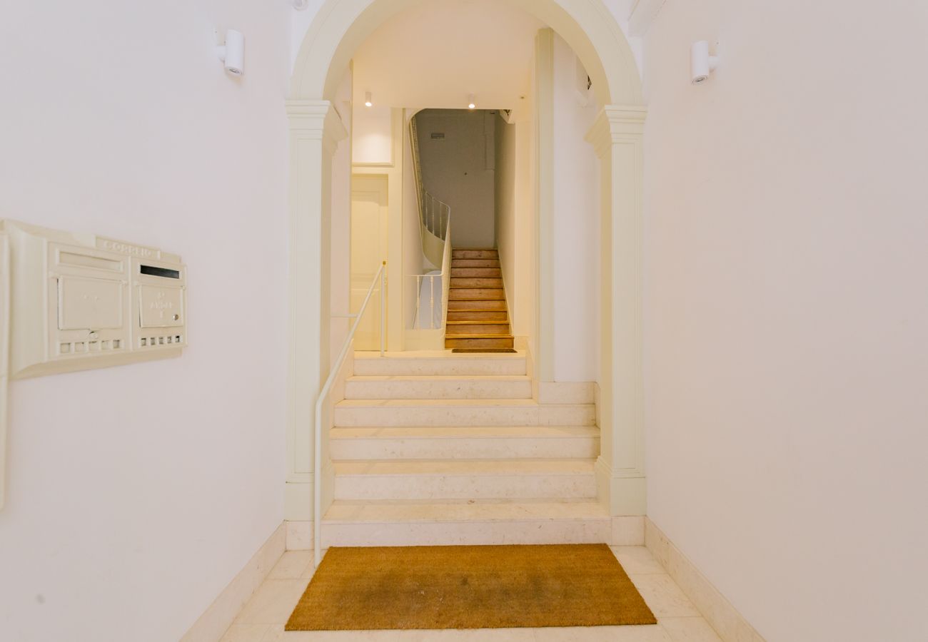 Apartamento em Lisboa - NEW!  RENT4REST CASTLE VIEW FAMILY & FRIENDS BAIRRO ALTO