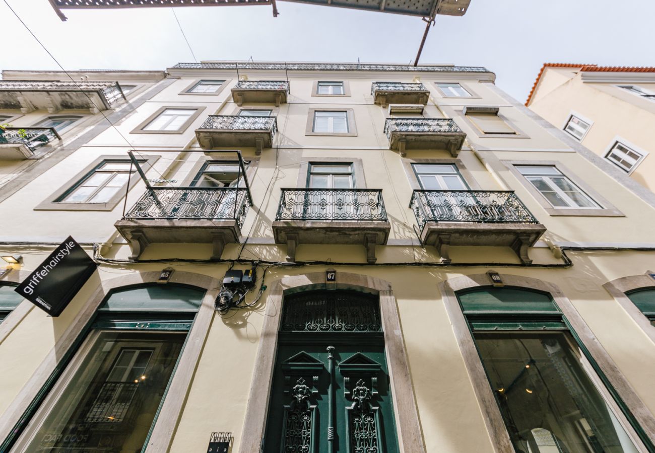 Apartamento em Lisboa - NEW!  RENT4REST CASTLE VIEW FAMILY & FRIENDS BAIRRO ALTO