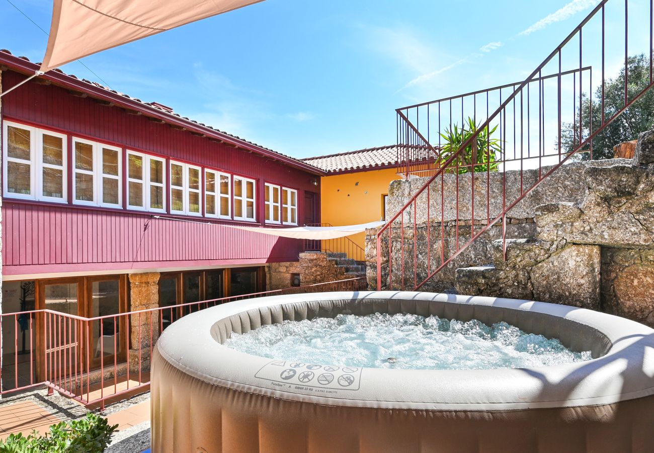 Alojamento de turismo rural em Bouro de Santa Marta - Sé Apartamentos *Quinta Rolim do Bouro c/ Jacuzzi*