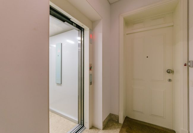 Apartamento em Lisboa - L8 Graca 2Bdr Pool Castle View & Park Apartamento em Lisboa - L8 Graca 2Bdr Pool Castle View & Park