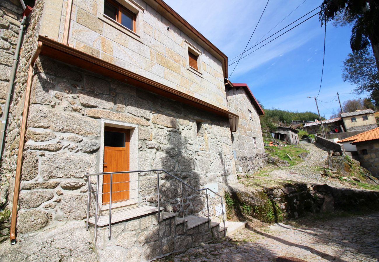 Cottage in Campo do Gerês - Rural house at the gates of Peneda-Gerês National Park