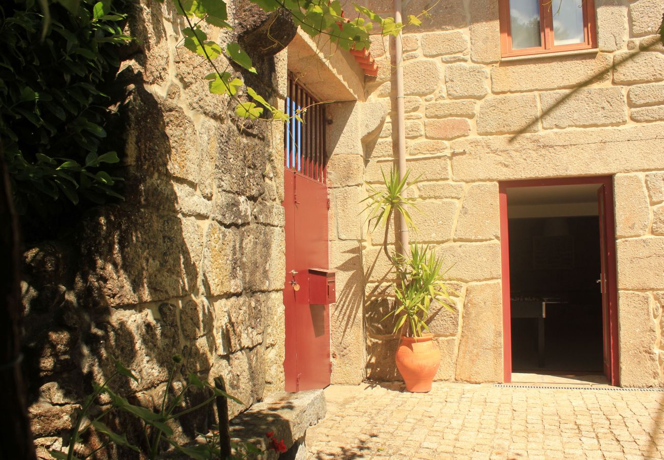 Cottage in Amares - Private farmhouse with pool, games room and large garden