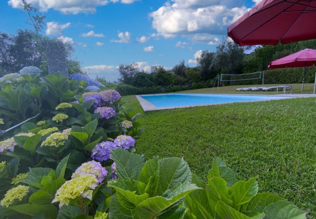 Cottage in Amares - Private farmhouse with pool, games room and large garden
