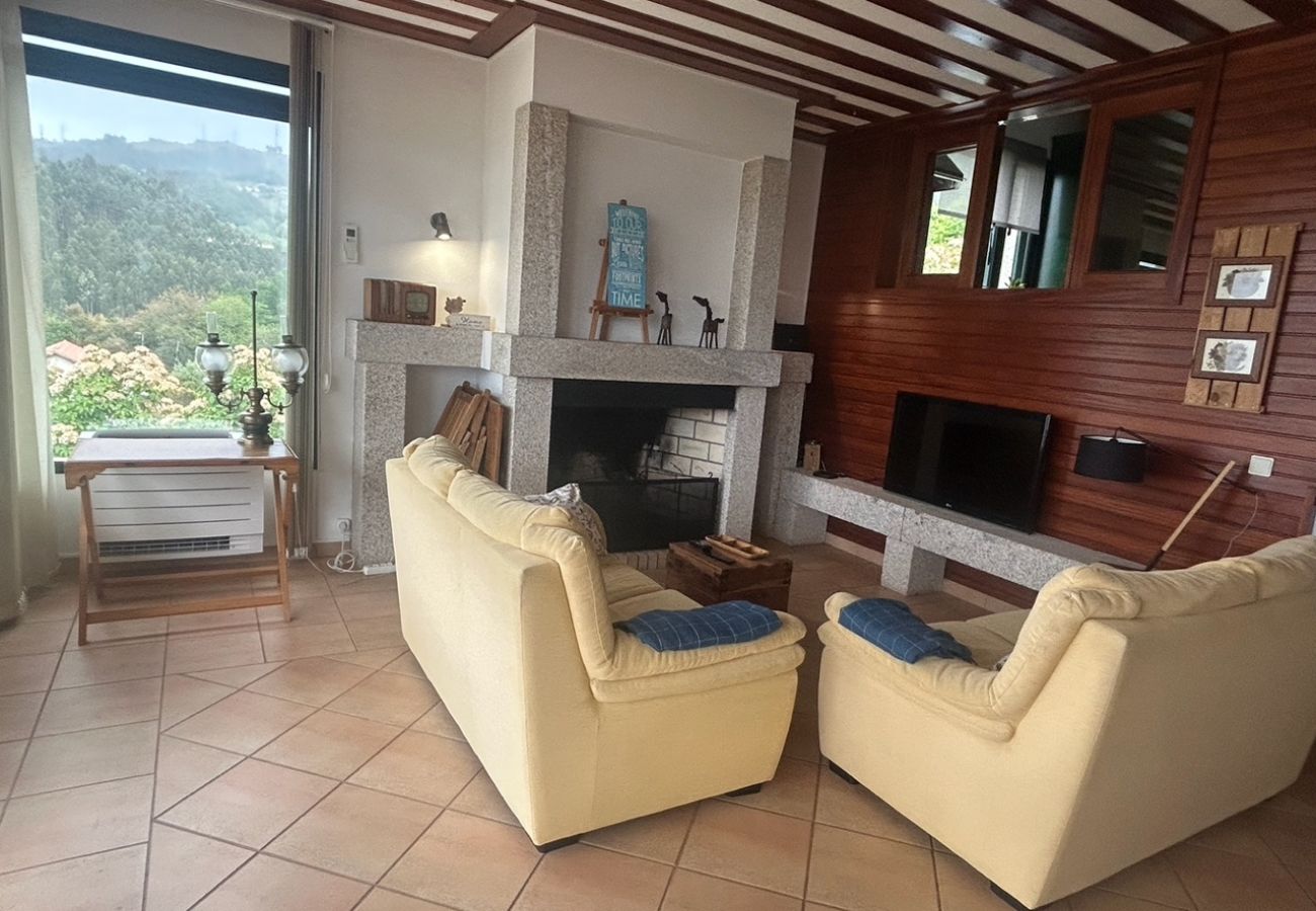 Villa in Gerês - House with private pool and fantastic views of Gerês 