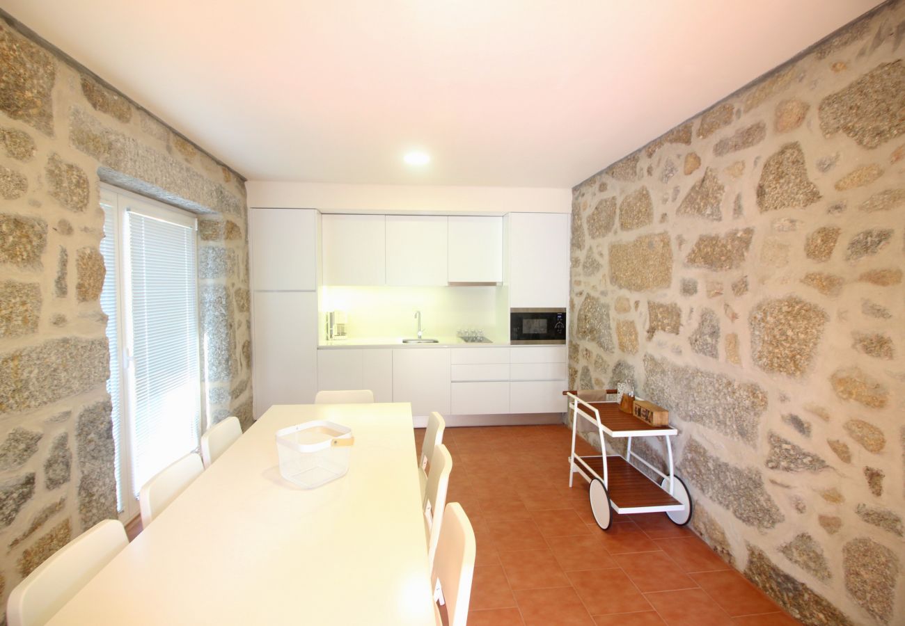 Cottage in Terras de Bouro - Villa with private pool near Gerês