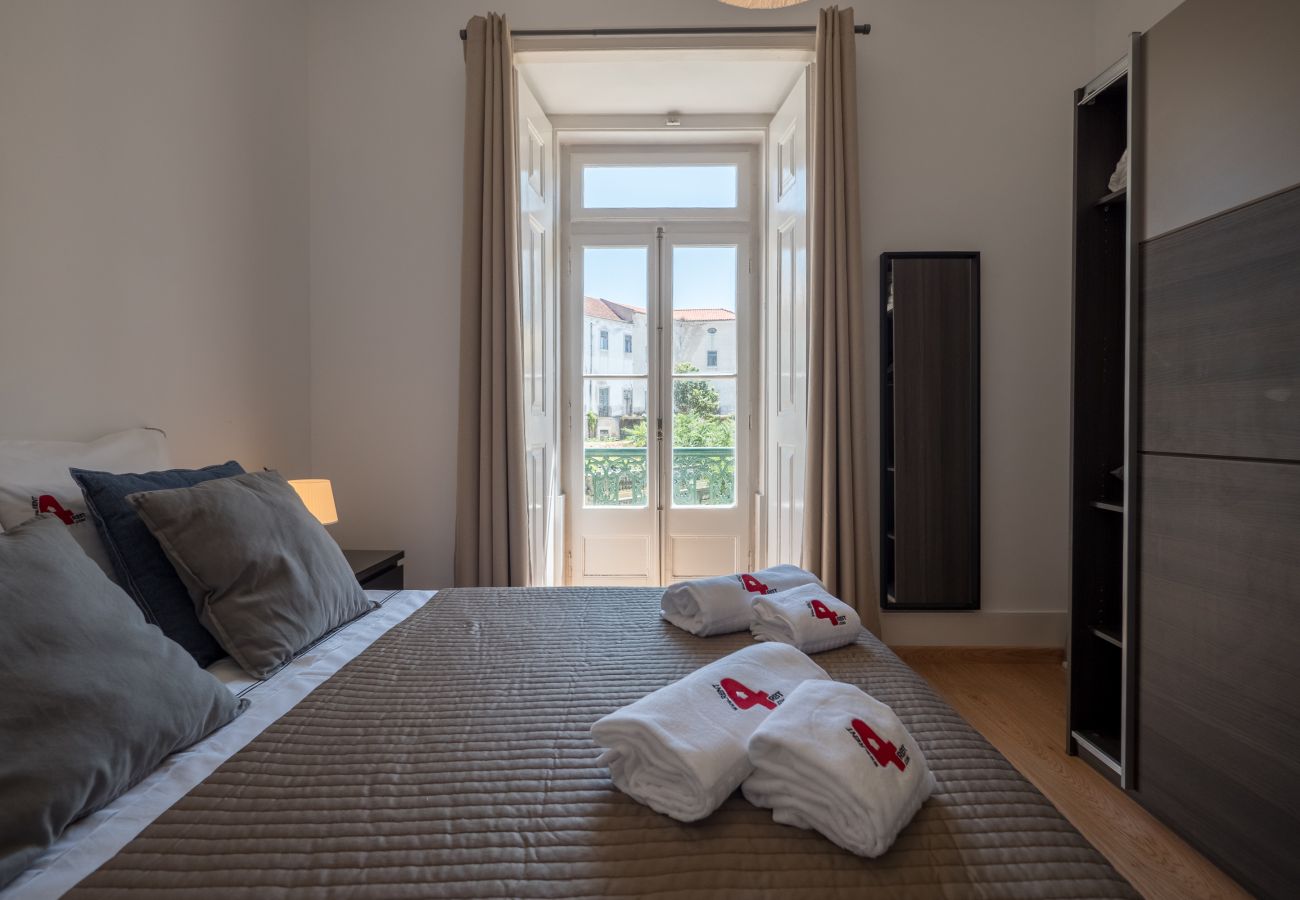 Apartment in Lisbon - RENT4REST DREAM VIEW FAMILY APARTMENT