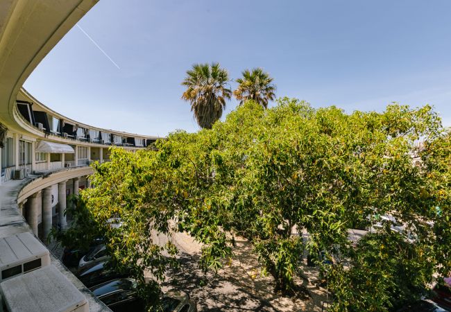 Studio in Estoril - E3 - ESTORIL BEACHFRONT  APARTMENTS - 1 BEDROOM Studio in Estoril - E3 - ESTORIL BEACHFRONT  APARTMENTS - 1 BEDROOM