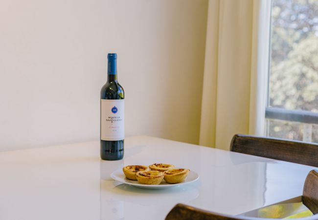 Studio in Estoril - E8 - ESTORIL BEACHFRONT STUDIO 8 Studio in Estoril - E8 - ESTORIL BEACHFRONT STUDIO 8