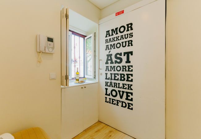 Studio in Lisboa - L1.1 - LISBON DOWNTOWN TINY STUDIO 1 Studio in Lisboa - L1.1 - LISBON DOWNTOWN TINY STUDIO 1