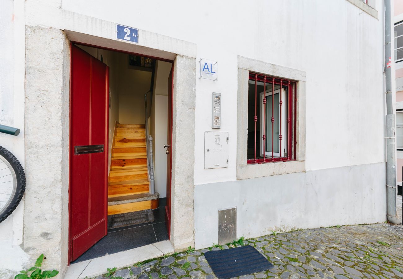 Apartment in Lisbon - RENT4REST LISBON DOWNTOWN TINY DUPLEX APARTMENT