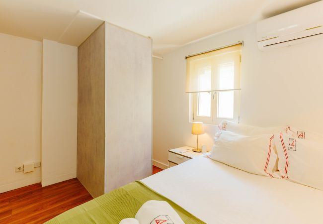 Apartment in Lisboa - L4.2 - BAIRRO ALTO CHARMING 1 BEDROOM APARTMENT Apartment in Lisboa - L4.2 - BAIRRO ALTO CHARMING 1 BEDROOM APARTMENT