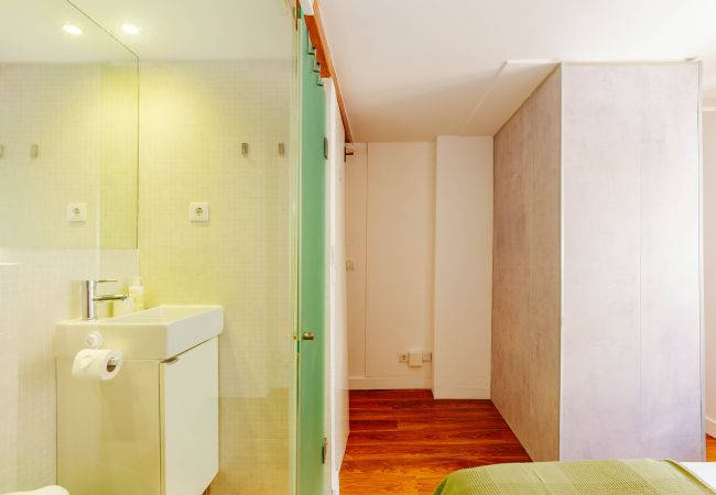 Apartment in Lisboa - L4.2 - BAIRRO ALTO CHARMING 1 BEDROOM APARTMENT Apartment in Lisboa - L4.2 - BAIRRO ALTO CHARMING 1 BEDROOM APARTMENT
