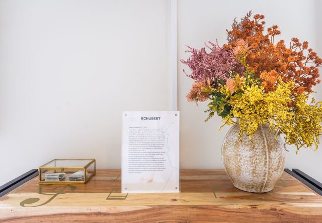 Rent by room in Lisboa - A0.1 C SCHUBERT MUSIC GUEST HOUSE Rent by room in Lisboa - A0.1 C SCHUBERT MUSIC GUEST HOUSE