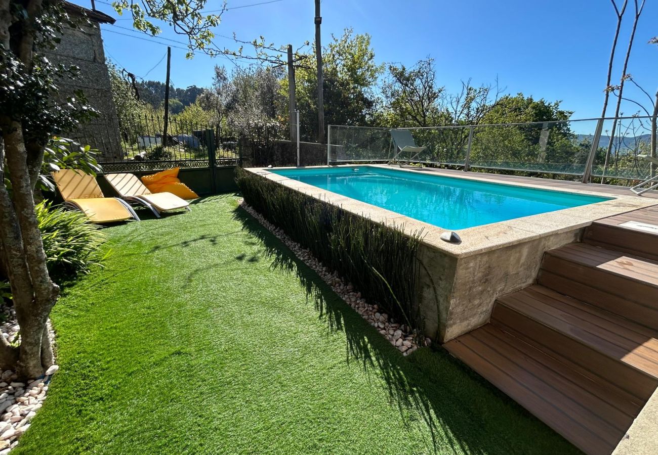 Cottage in Terras de Bouro - Rural house with swimming pool