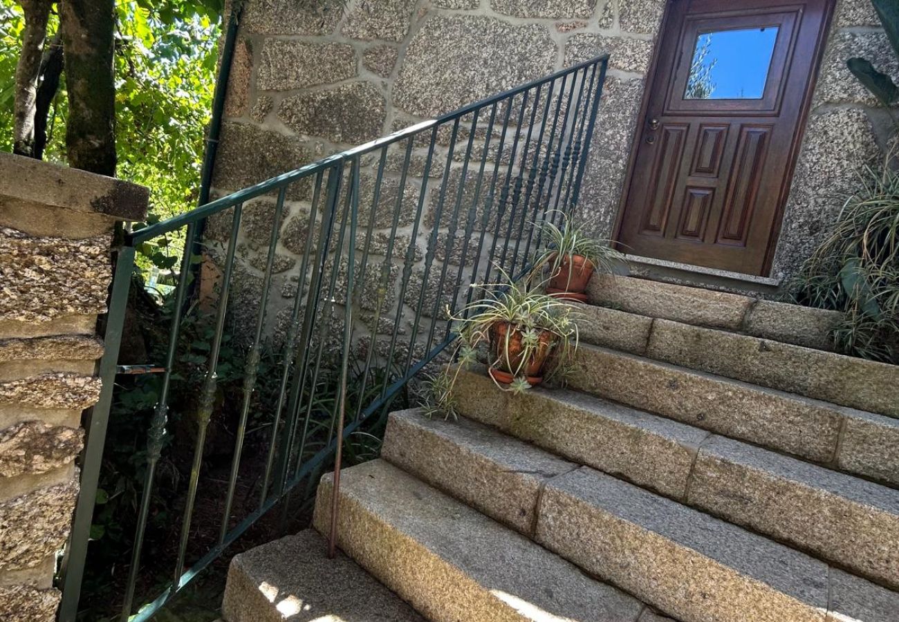 Cottage in Terras de Bouro - Rural house with swimming pool