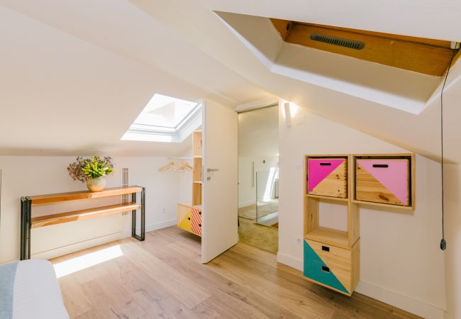 Rent by room in Lisboa - A2 C MOZART MUSIC GUEST HOUSE Rent by room in Lisboa - A2 C MOZART MUSIC GUEST HOUSE