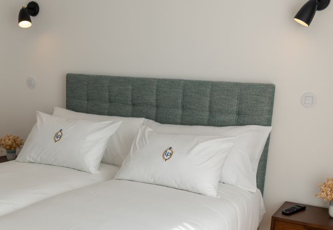 Studio in Braga - LP Heritage 3.03 Primaz Studio in Braga - LP Heritage 3.03 Primaz