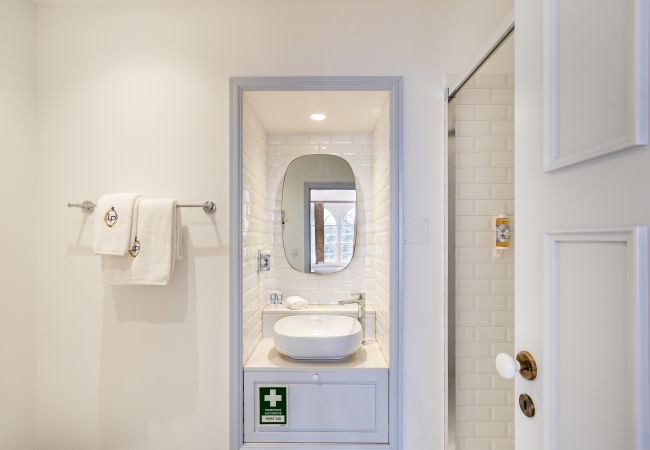 Studio in Braga - LP Heritage 1.03 Gallaecia Studio in Braga - LP Heritage 1.03 Gallaecia