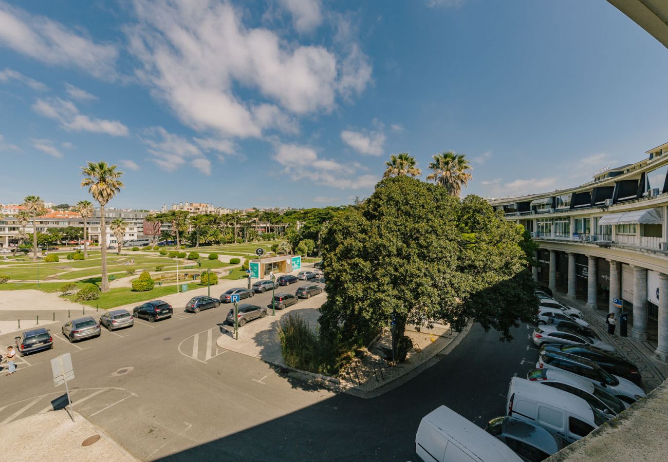 Studio in Estoril - ES18 - ESTORIL BEACHFRONT - BALCONY STUDIO 18