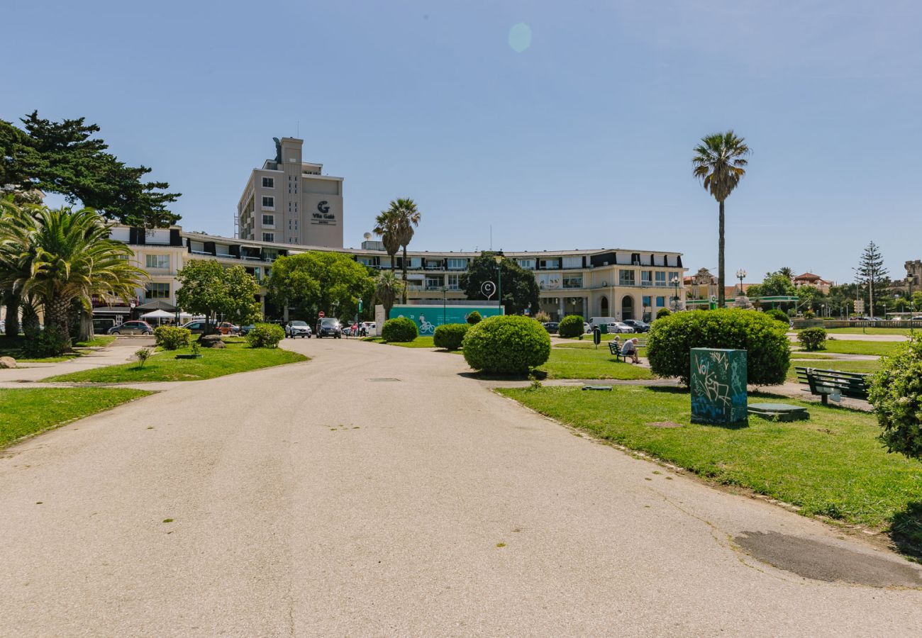 Studio in Estoril - ESTORIL BEACHFRONT - BALCONY STUDIO 18