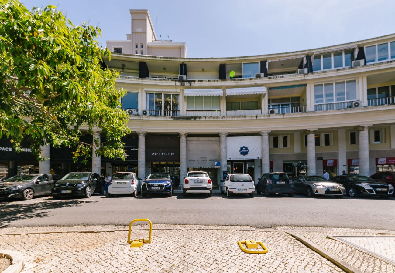 Studio in Estoril - ESTORIL BEACHFRONT - BALCONY STUDIO 18