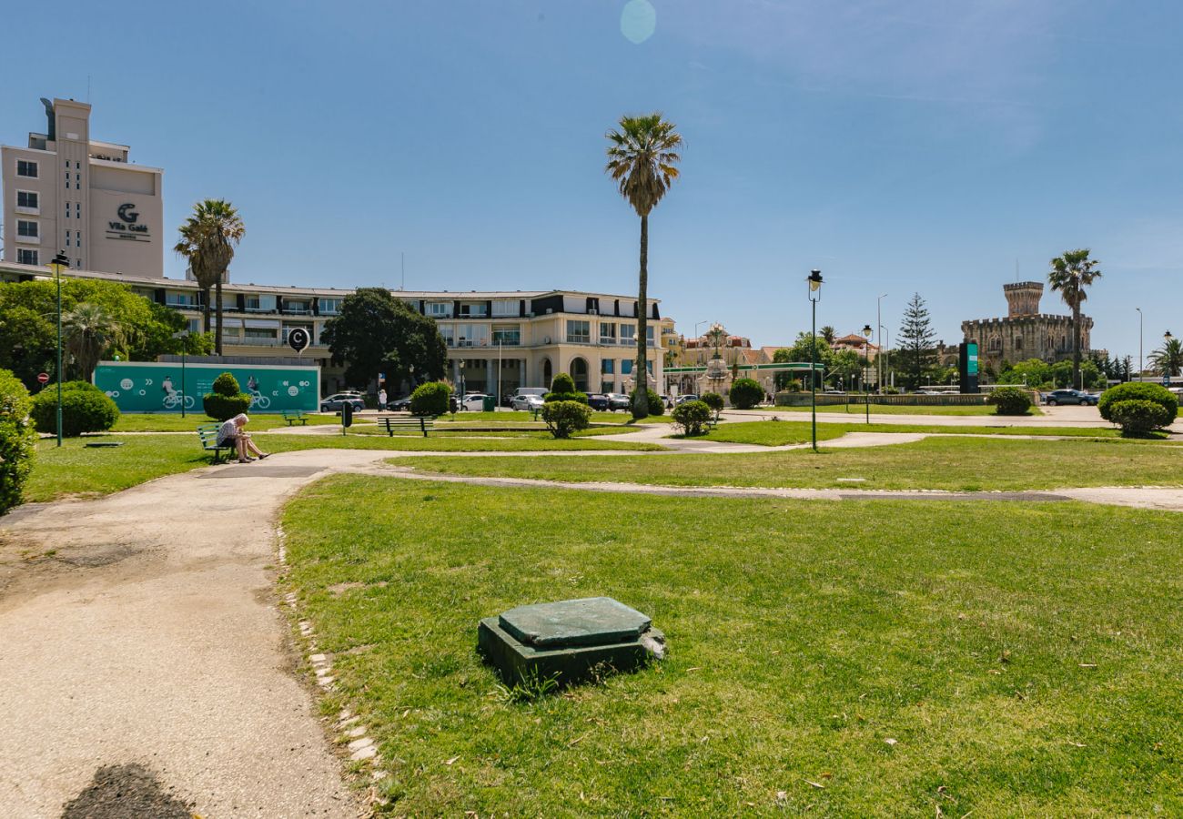 Studio in Estoril - ESTORIL BEACHFRONT - BALCONY STUDIO 18