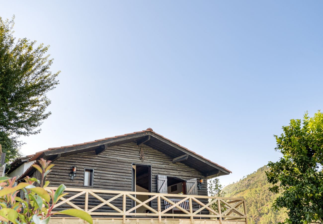 Chalet in Gerês - Sé Apartamentos *Chalé da Caniçada*